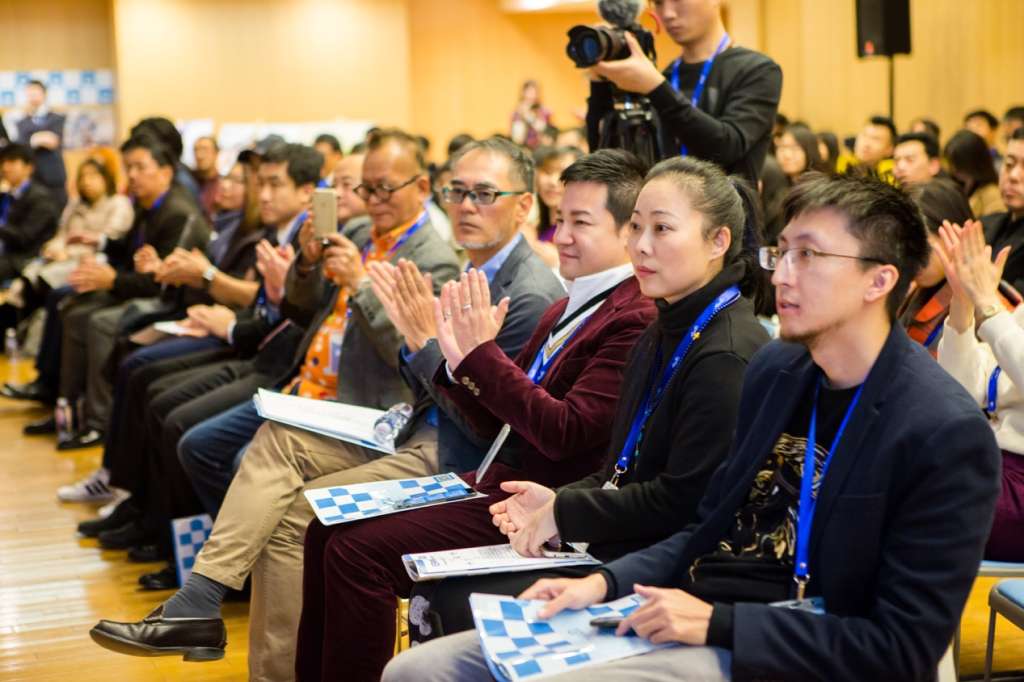 https://qqadapt.qpic.cn/txdocpic/0/1e29456660a25be9096cd019eb524c80/0?_type=jpeg